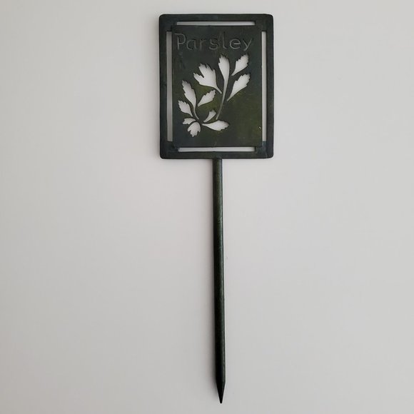 Pier 1 Imports Distressed Metal Cutout Garden Parsley Stake | NWOT | Dark Green - Picture 2 of 4